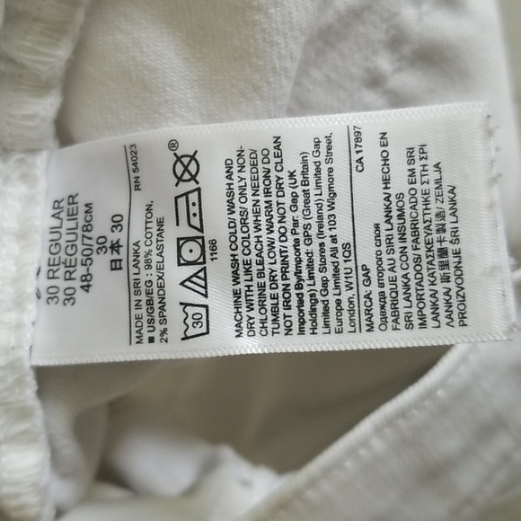 GAP white denim 3" shorts raw hem size 30/10 - Picture 8 of 8
